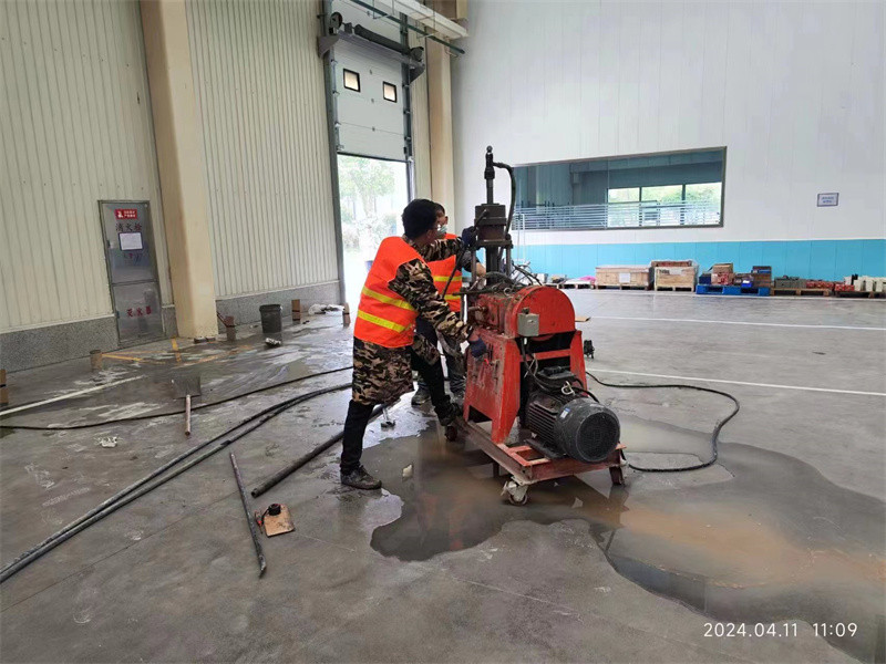 民勤厂房地面下沉塌陷注浆加固施工